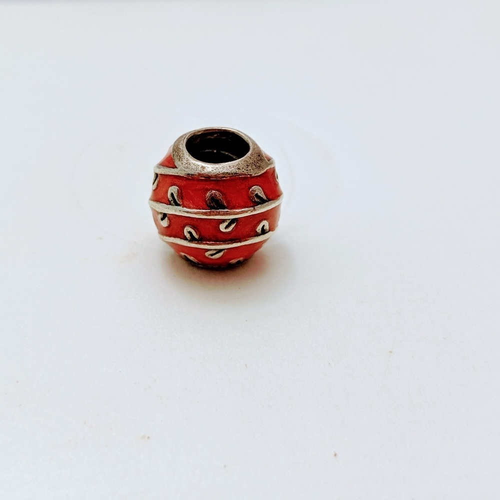 Pandora red vine charm Sterling